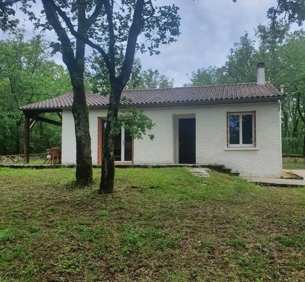 La Maison Dans Les Bois Crayssac Holiday home